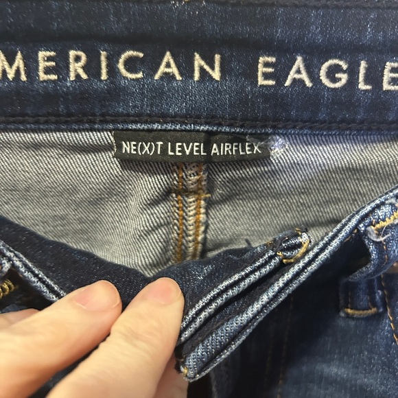 American Eagle Distressed Blue Jeans - Picture 3 of 4